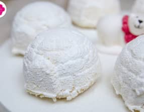 Bûches igloos aux fruits de la passion et noix de coco