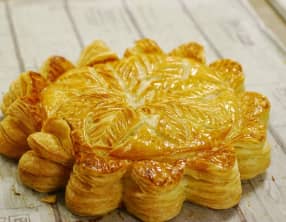 Galette des rois à la frangipane de noisettes et chocolat