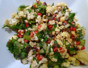 Salade de chou-fleur rôti et noisettes