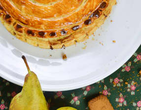 Galette des Rois spéculoos, poires et mascarpone