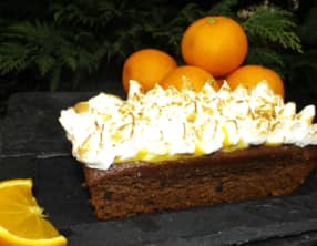 Gâteau chocolat et pépites de chocolat à l’orange meringuée