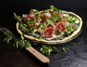 Pizza verte coeurs d'artichaut et jambon de Parme