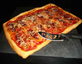 Pizza chic au foie gras et au magret de canard séché