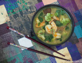 Soupe thaï aux crevettes