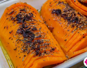 Butternut hasselback au sirop d’érable et mélange d'épices