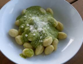 Pâtes sauce curry courgettes lait de coco