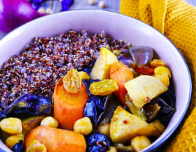Couscous de légumes d’hiver rôtis et quinoa rouge