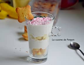 Yaourt à l'acérola, spiruline et sirop d'amour