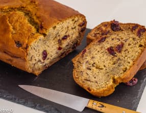 Gâteau du matin aux bananes et cranberries