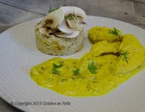 Aiguillettes de poulet aux champignons sauce moutarde au fromage blanc
