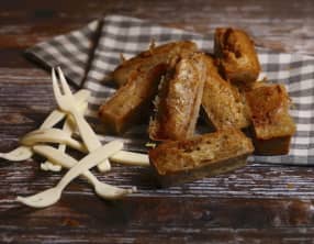 Financiers au lard et aux olives