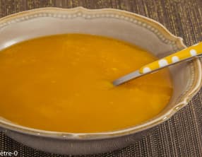 Soupe de courge butternut aux topinambours