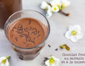 Chocolat froid au sarrasin et à la noisette