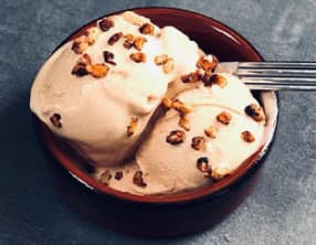 Crème glacée à l'amande