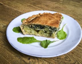 Tourte aux blettes, épinards et fanes