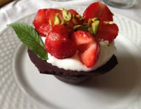 Barquettes au chocolat et fraise, chantilly à la mascarpone