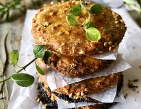 Sablés à la tomme, au thym et trois graines