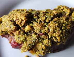 Agneau en croûte de pistache