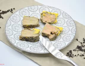 Foie gras aux deux poivres