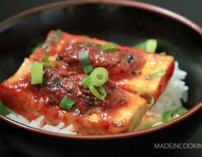 Tofu farci et sauce tomate