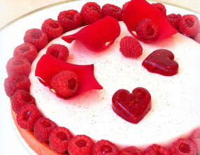 Tarte girly framboises et pralines roses