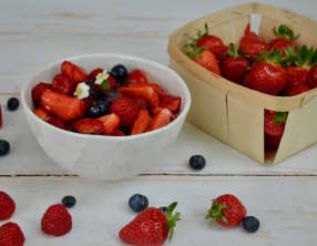 Salade de fruits rouges au basili