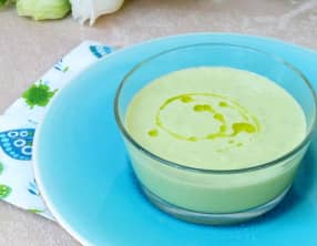 Crème de fèves et ail des ours