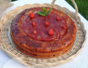 Tarte briochée fraise rhubarbe