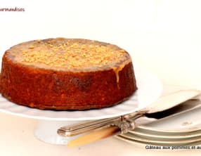 Gâteau aux Pommes, aux Pacanes et à l'Erable chaud.