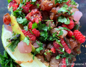 Tartare de thon ail noir