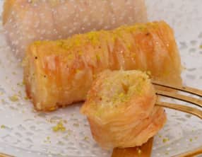 Baklawa Rolls ou Baklawa froissée.