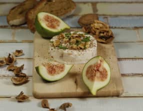 Fromage de chèvre figue noix et ciboulette