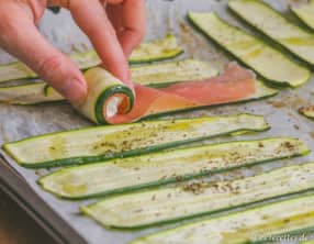 Roulés de courgette à la ricotta et jambon de parme