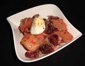 Salade de pommes de terre et de betterave