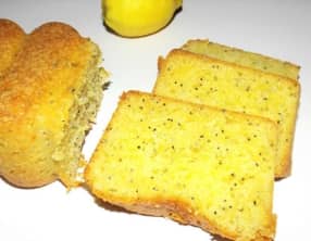 Quatre-quart au citron et à la spiruline