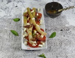Poireaux crayons et tomates mozza