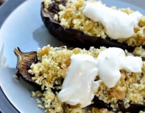Aubergines à la chermoula, boulgour et yaourt