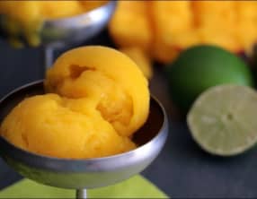 Sorbet à la mangue et citron vert