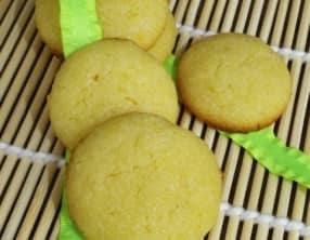 Biscuits à la semoule et au citron
