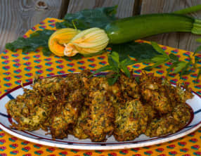Beignets de courgettes, feta et menthe