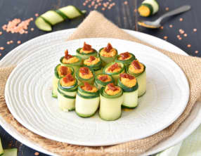 Petits roulés de courgette à l'houmous de lentilles corail