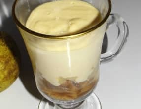 Tiramisu aux poires, à la vanille et aux spéculoos