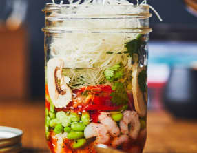 Soupe-repas à l'asiatique