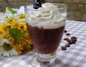 Mousse chocolat liégeoise aux parfums de forêt noire