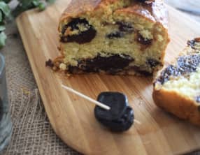 Cake moelleux aux pruneaux