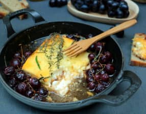 Feta rôtie au raisin et miel