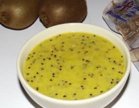 Soupe de kiwis au lait de coco