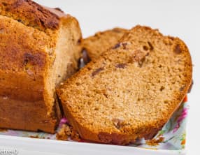 Cake aux raisins, miel et rhum