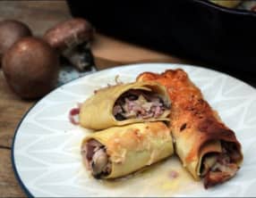 Gratin de cannelloni au jambon et champignons