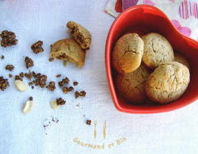 Cookies au muesli bio chocolat et à la farine de châtaigne
